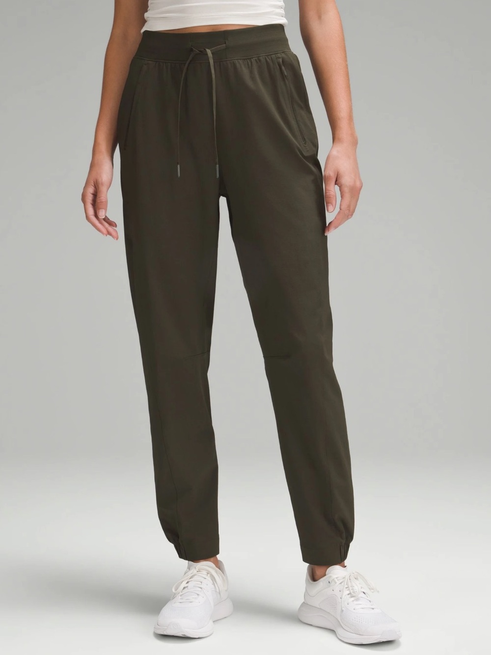 Lululemon License to Train HR Pant - BNWT!